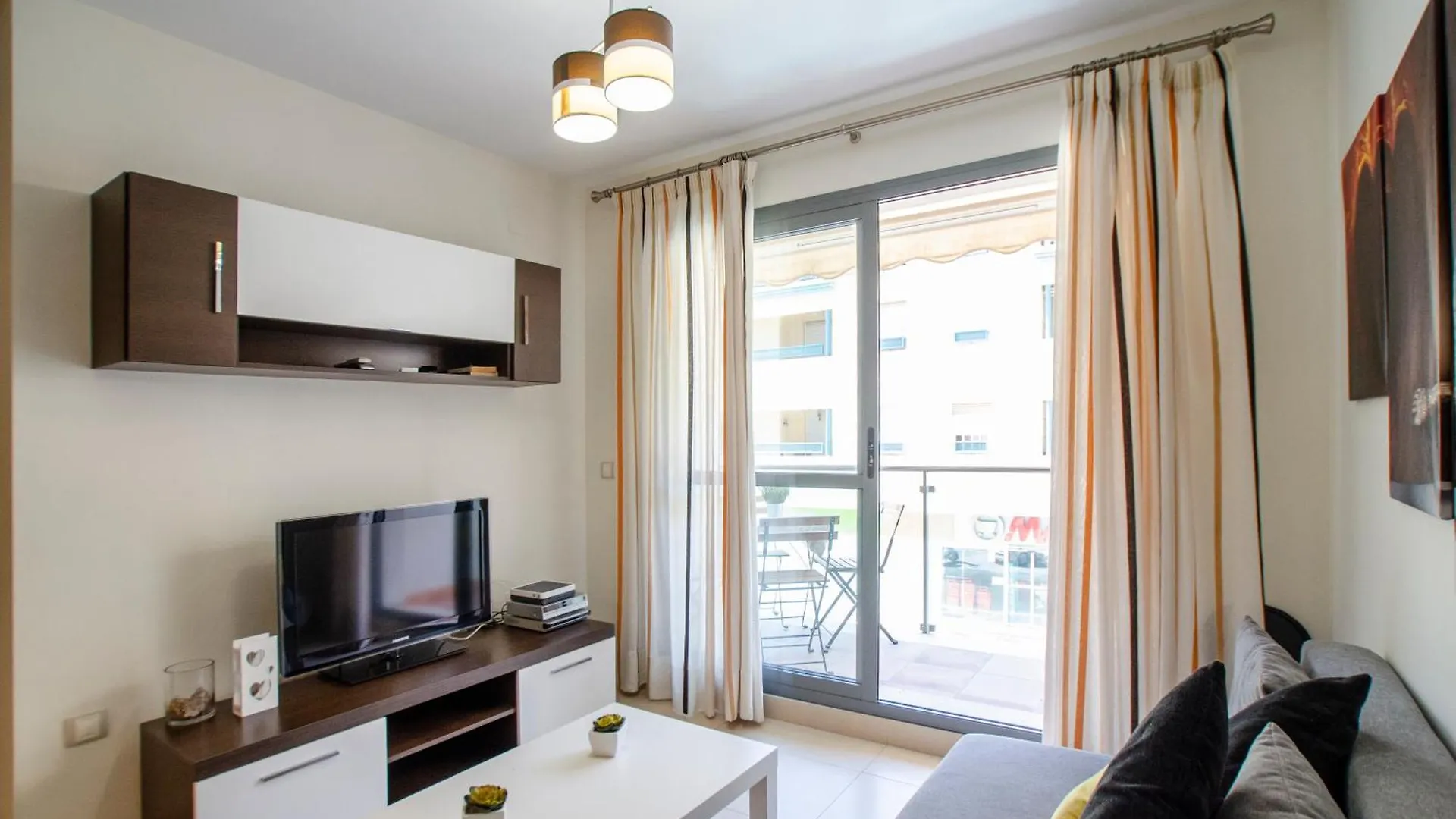 Apartamento Apto Barco De Chanquete- Home Rent Malaga Nerja